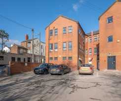 Hotel 1 and 2 Bedroom Apartments by 12Stays