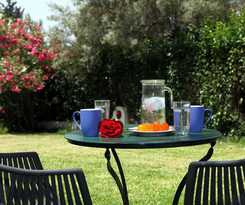Summer House Louisa