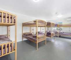 Surf Inn Boutique Backpackers
