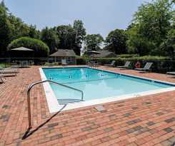 Hotel The Wainscott Inn