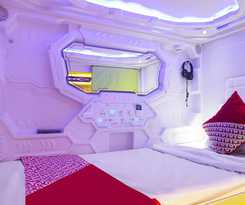 Super OYO 91328 Fiducia Capsule