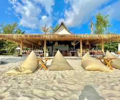 Crystal white sand resort