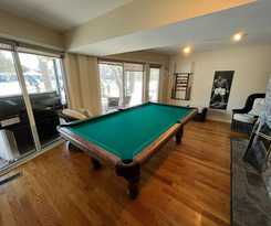 Hotel Waterfront Cottage 4 BD by GLOBALSTAY