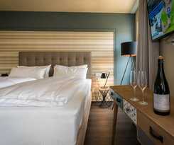 Hotel Goldene Traube - by Neugart