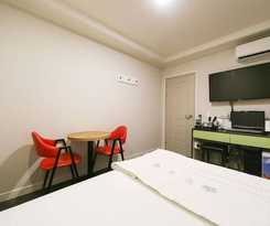 Hotel Gyeongsan King
