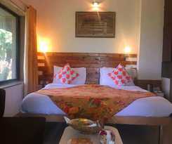 Hotel The Yash Resort