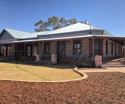 Hotel Broken Hill Outback Resort