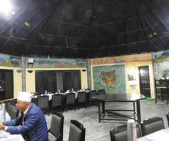 Hotel Rhino Lodge Bardia