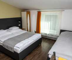 Hotel Feh&eacute;r Sas Panzi&oacute; &eacute;s &Eacute;tterem