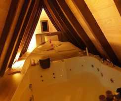  Sisdagi Zirve Otel