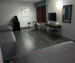 Hotel Alpine Inn
