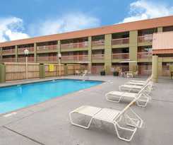 Hotel Super 8 by Wyndham Little Rock/Otter Creek