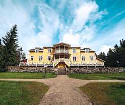 Karolineburg Manor House