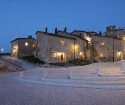 Borgotufi Albergo Diffuso