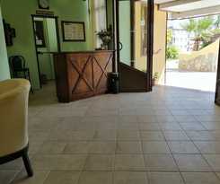 Oya Apartments