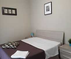48 airport budget rooms