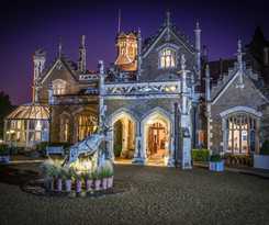 Hotel Oakley Court