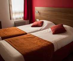 Hotel Logis H&ocirc;tel La Cl&eacute; Des Champs