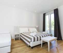 Houston Suites