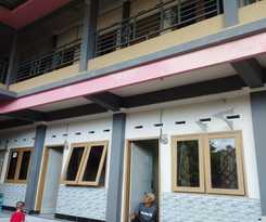 Hotel OYO Life 93403 Penginapan Adinda