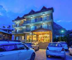 Hotel Grand Oasis