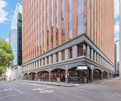 Melbourne City Suites