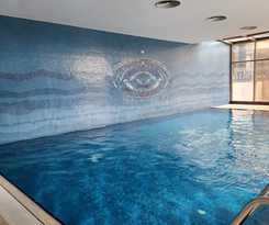Perfect Residence Taksim with pool