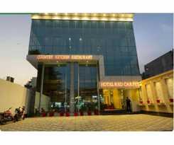 Hotel Sahibs Red Carpet