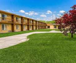 Hotel Pocono Inn and Banquet