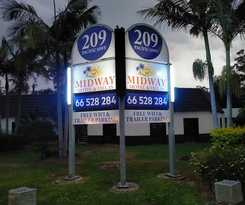 Midway Motel and Villas
