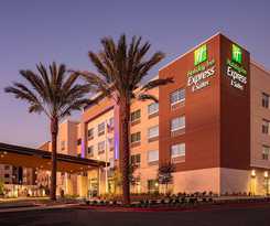 Holiday Inn Express and Suites Moreno Valley - Riverside, an IHG