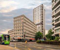 easyLondon Croydon