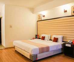 Hotel OYO 8450 Grand Starline