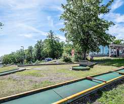 Hotel Kolleviks Camping och Stugby AB