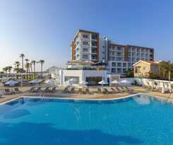 Leonardo Crystal Cove and Spa by the sea - Adults Only
