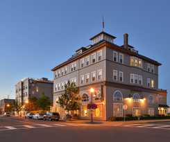 Hotel Majestic Inn and Spa