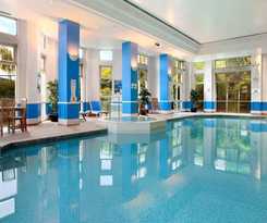 Hotel Doubletree By Hilton Dartford Bridge