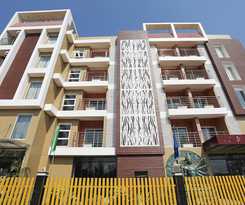 Hotel OYO 28757 Pikus Inn