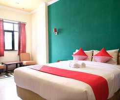 Hotel OYO 515 Oasis