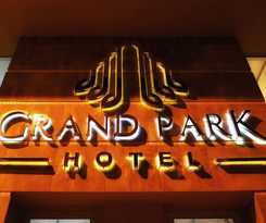  Grand Park Hotel
