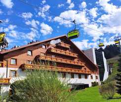 Hotel Meta Resort and Vine SPA