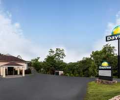Days Inn by Wyndham Donegal