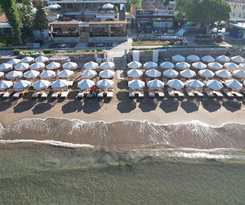 Kalia Beach Hotel Side