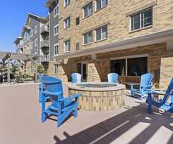 Hotel WaterWalk Kansas City-Overland Park