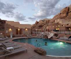 Bluff Dwellings Resort