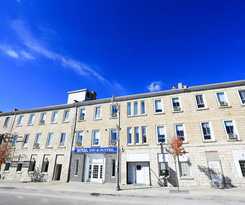 Hotel Royal Inn and Suites