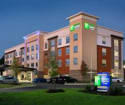 Hotel Holiday Inn Express And Suites Fayetteville South, an IHG