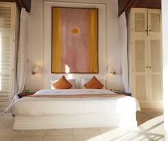 Hotel Tamarind Village Apartments