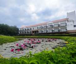 Hotel Kensville Golf and Country Club