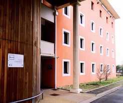  Hôtel and Résidence Futuroscope